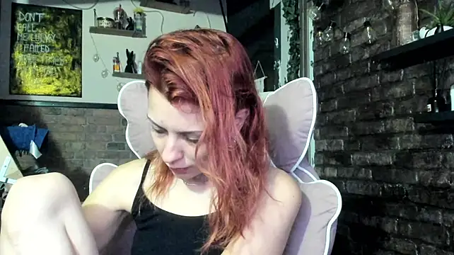 karo123421 live cam on StripChat
