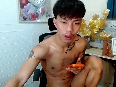 yourbabyjerson143 live cam on StripChat