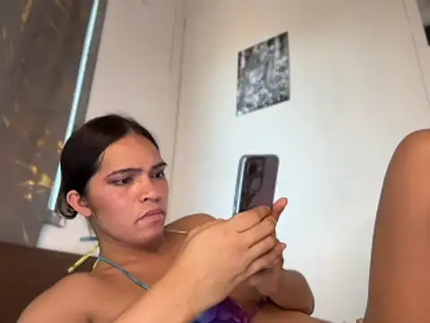sweet_yummy69 live cam on StripChat