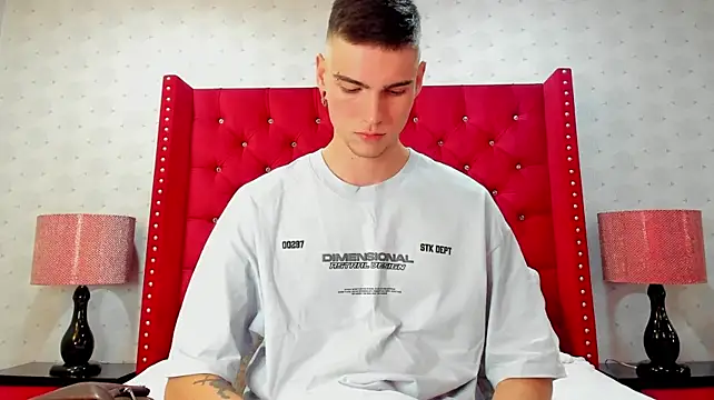 NickWild live cam on StripChat
