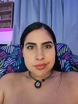Axl_Lin live cam on StripChat