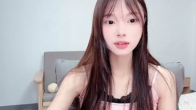 OuOrrre_ live cam on StripChat