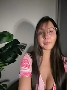 licky_lu webcam