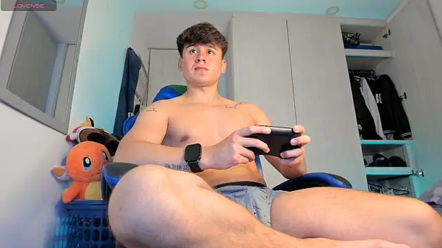 Gingertwink_n live cam on StripChat