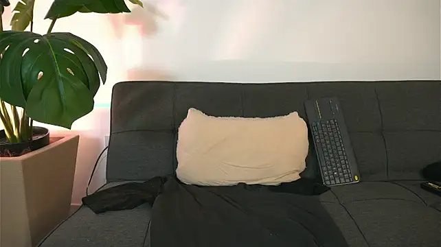 chrizmacgregor live cam on StripChat