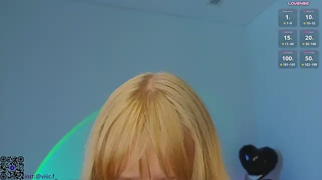 Victori_Fox webcam