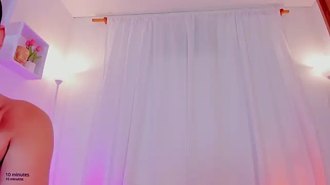 Yoursecrttgirl