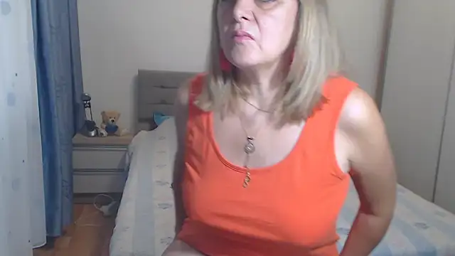 MatureDiana
