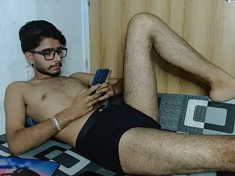 CoralN live cam on StripChat