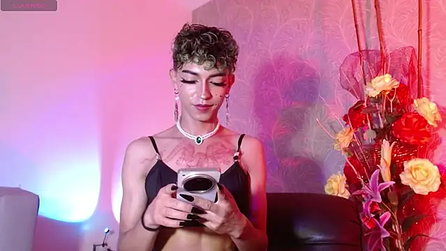 megan_queen12