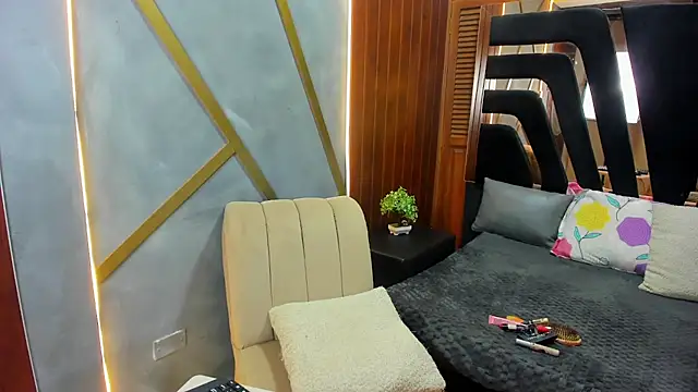 IsabellaCisneros