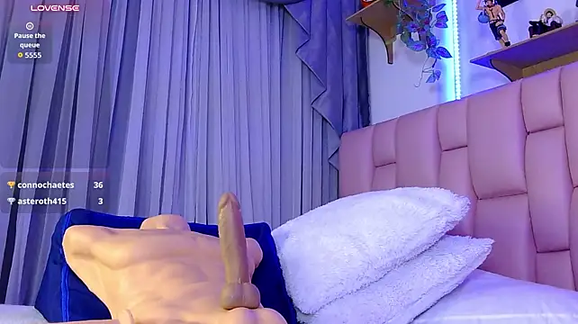 Vanessa_Toro