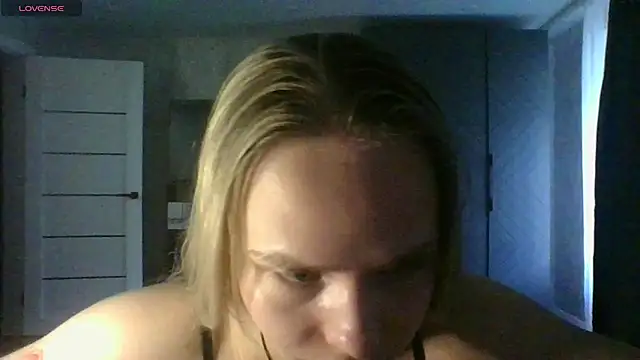 Annie_Cohn