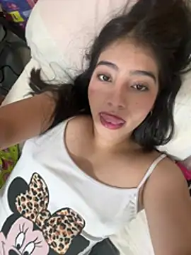jessica_outdoors live cam on StripChat