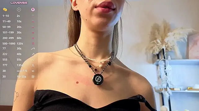 SalomeKarls