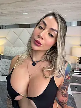 Miacoleman_ webcam