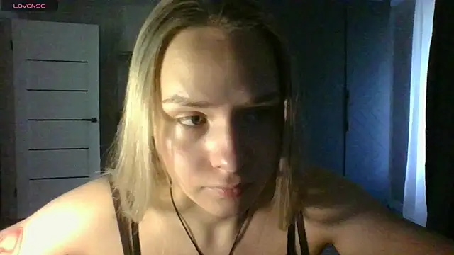 Annie_Cohn