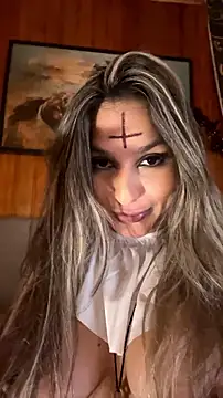 AliceStone19