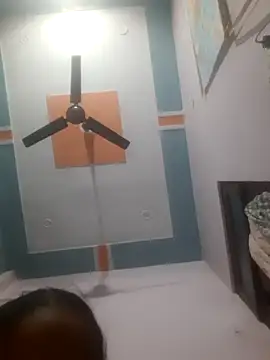 ms_mahi live cam on StripChat