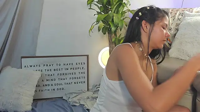 Asumy_Megumi live cam on StripChat