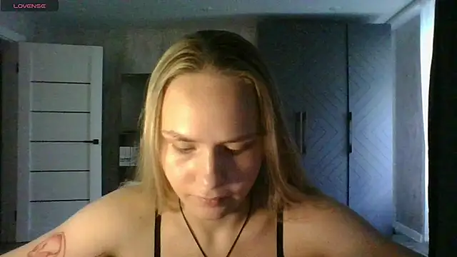 Annie_Cohn