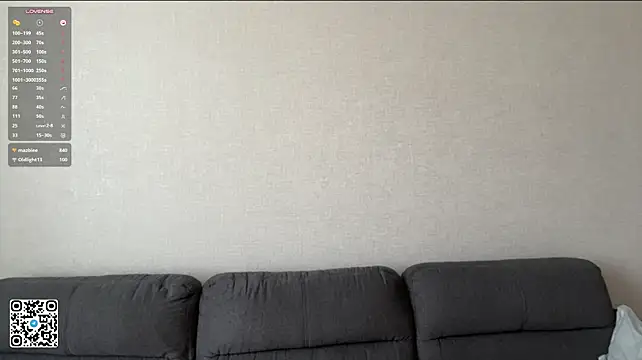 ErikaOliver live cam on StripChat