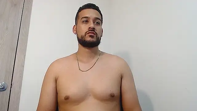 _CHRIS-DENNIS_ live cam on StripChat