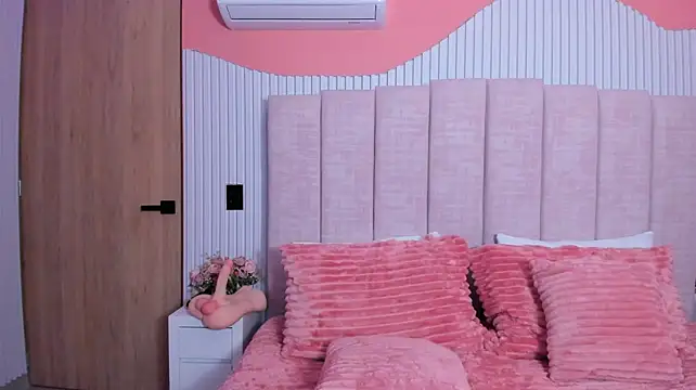 naira_velvett