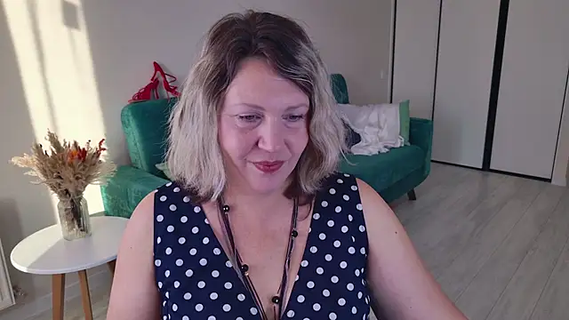 Nina_Weiss