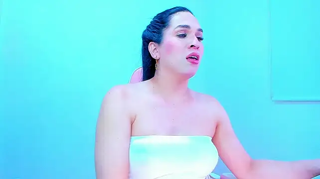 Ariana_f