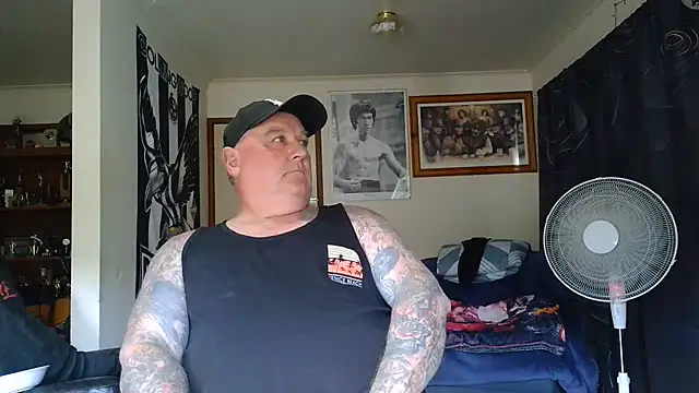 KINKYBLUEYES69