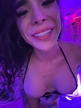 Mydreams69 live cam on StripChat