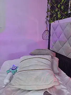 Sara_Chanel_