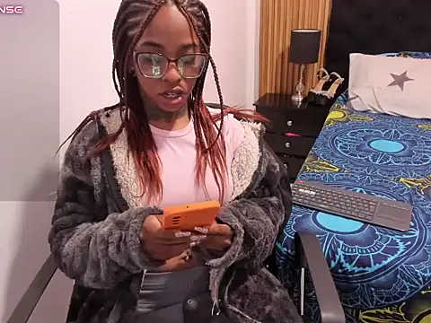 Pauline_Fox