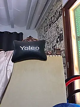 kylie_blck's room
