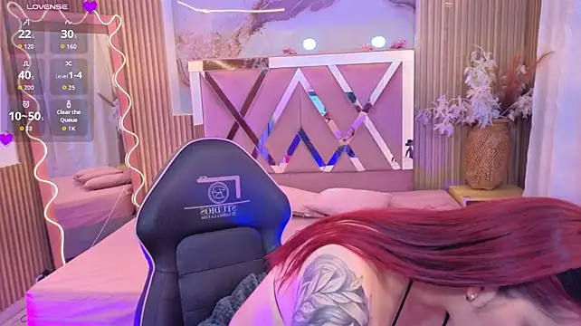 ANNE_TAY1 webcam
