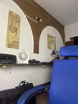 LuciaLatina webcam
