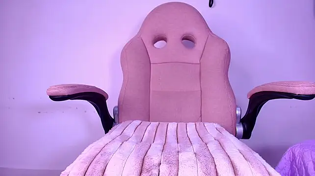 mia_colls live cam on StripChat