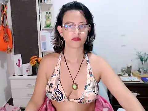 BOREAL_MOON live cam on StripChat