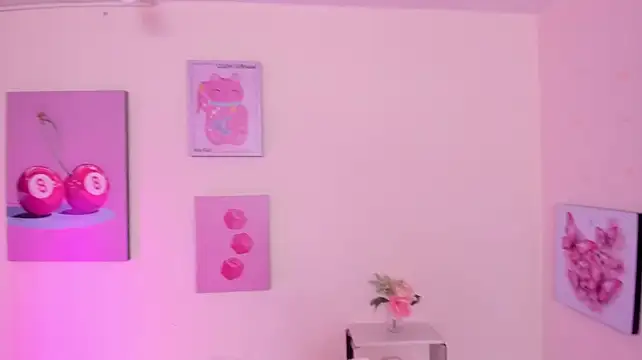 Nina_Thomps