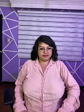 MiiaaJoness