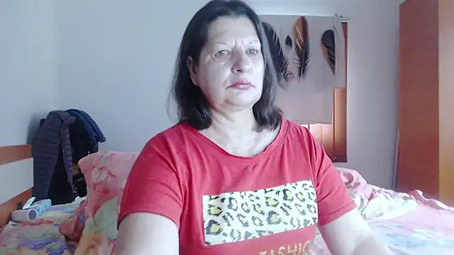 ExtasyMature live cam on StripChat