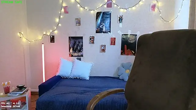 Mirabelle_Velvet