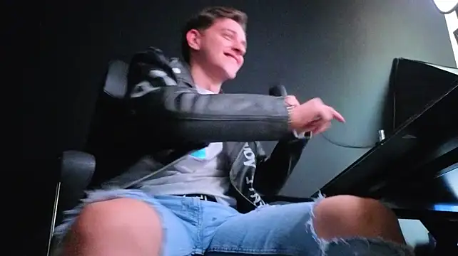 FelixStarkk on Stripchat