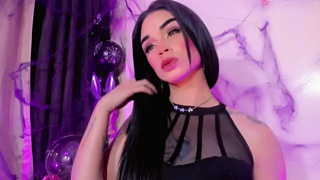 Model: lesly_xx