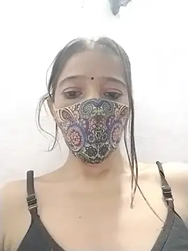 Cute-Naavya