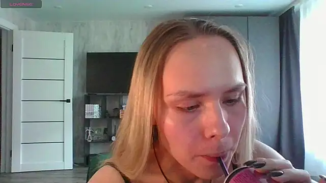 Annie_Cohn