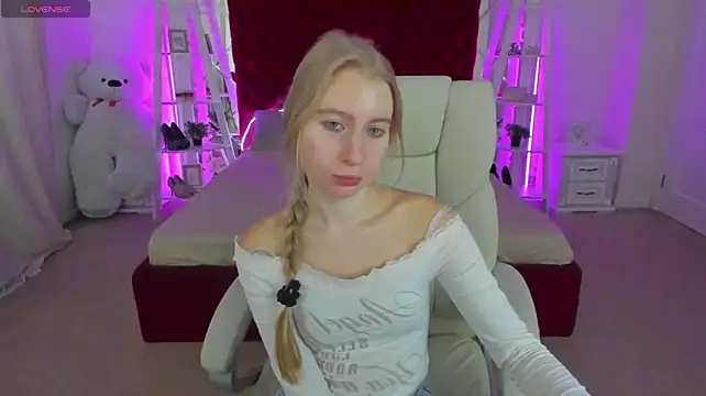 Alina_Blonde