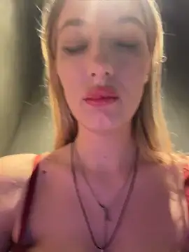 JessiTous webcam