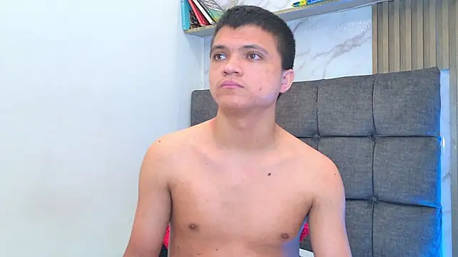 aly_n_sebas webcam